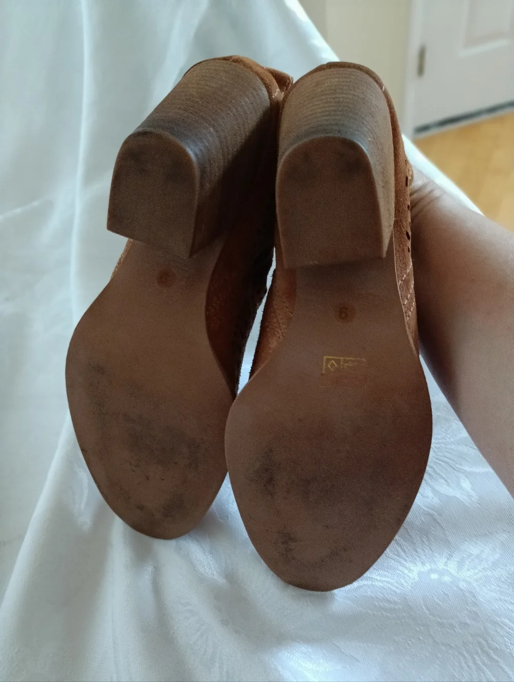 Jeffrey Campbell Laser-cut Suede Rosalee Booties Size 9 Brown
